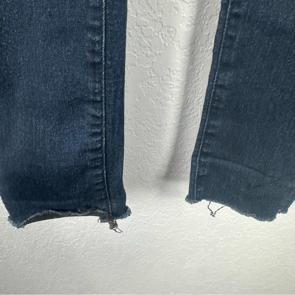Free People High Rise Pull Up Skinny Raw Hem Jeggings Size 29 Dark Wash - Picture 4 of 6